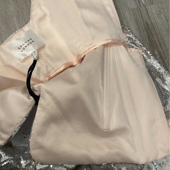 New Galvan London Silver Sequin Jumpsuit Size 6 - Picture 7 of 7